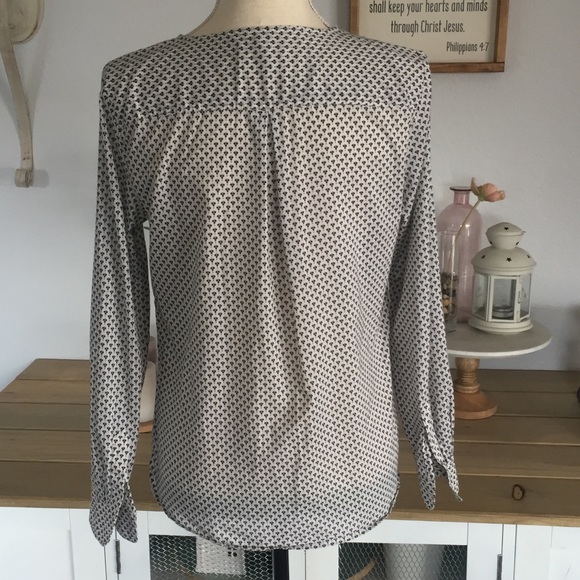 LOFT The Softened Shirt Button Up Blouse Sz S - Picture 6 of 10